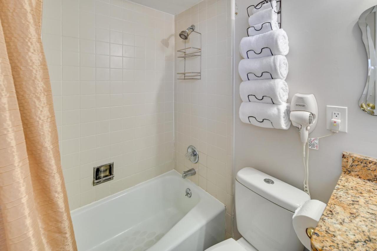 Myrtle Beach Resort Condo Walk To Family Kingdom! 외부 사진